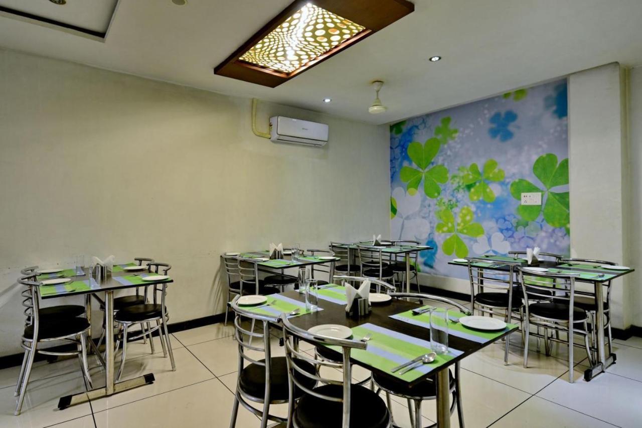 Vivo Hotels Jalandhar Buitenkant foto